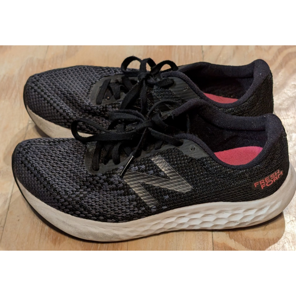 Ladies New Balance Fresh Foam Rise V1 Running Shoes Black Grey Size 6